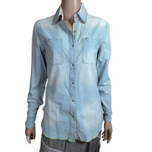 Arnold Zimberg Light Wash Denim Button-Down Shirt Pink Stripe Trim Contrast Stit